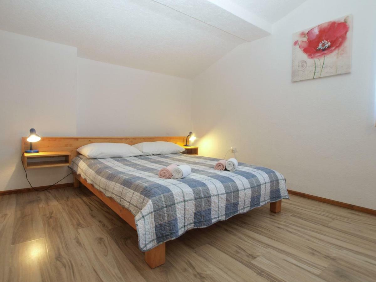 Apartemnts Guido 762 Lägenhet Pjescana Uvala Exteriör bild